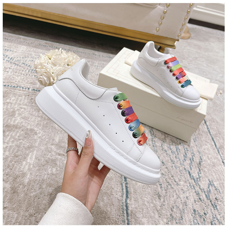 2025Designer Couple High Version, White Women's Thick Sole, Increased Height Inside, Sponge Cake Versatile Board Shoes, Men's Sports Shoes