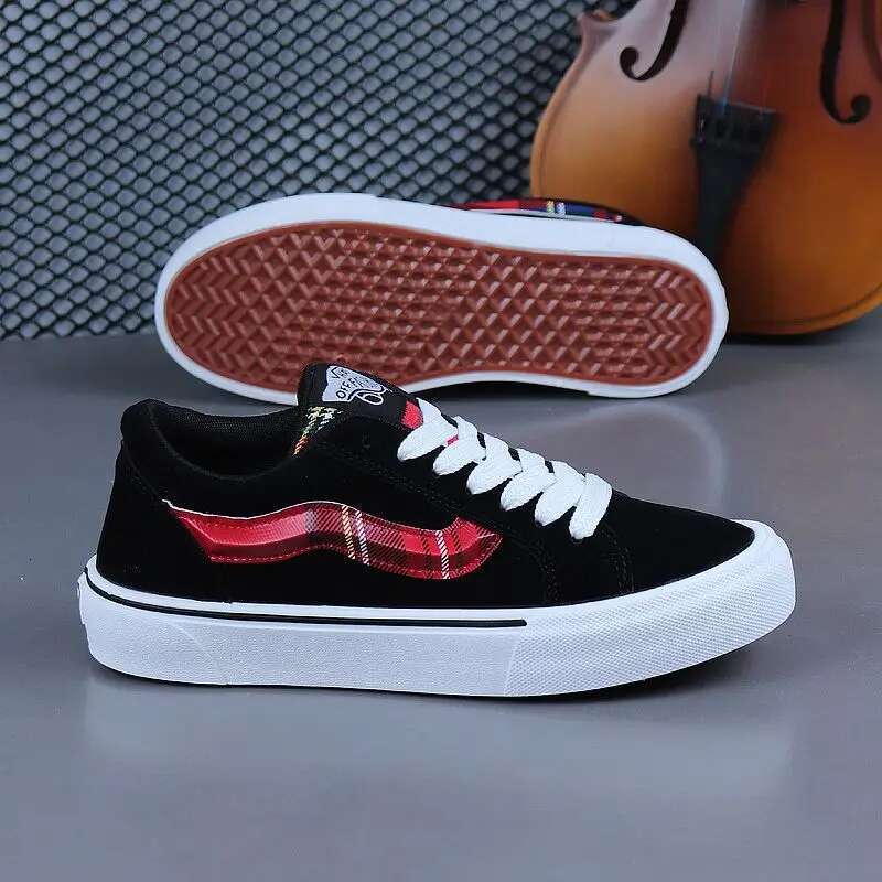 2025 New Student Designer Trendy Fashion Soft soled Breathable Canvas Shoes Upgrade to New Scottish Retro Casual Men's and Women's Shoes1