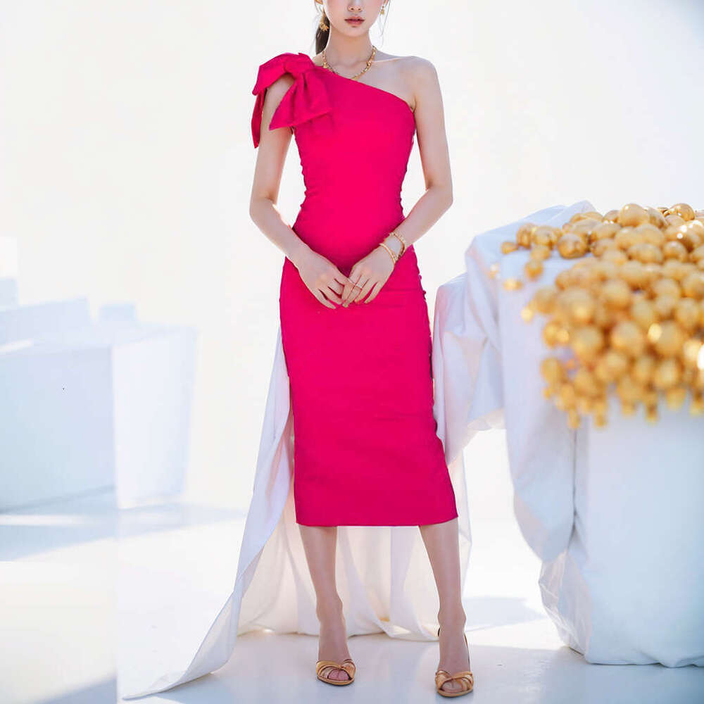 Women's New Style Temperament Personality Solid Color Slanted Shoulder Bag Hip Long Dress 661 KLMY