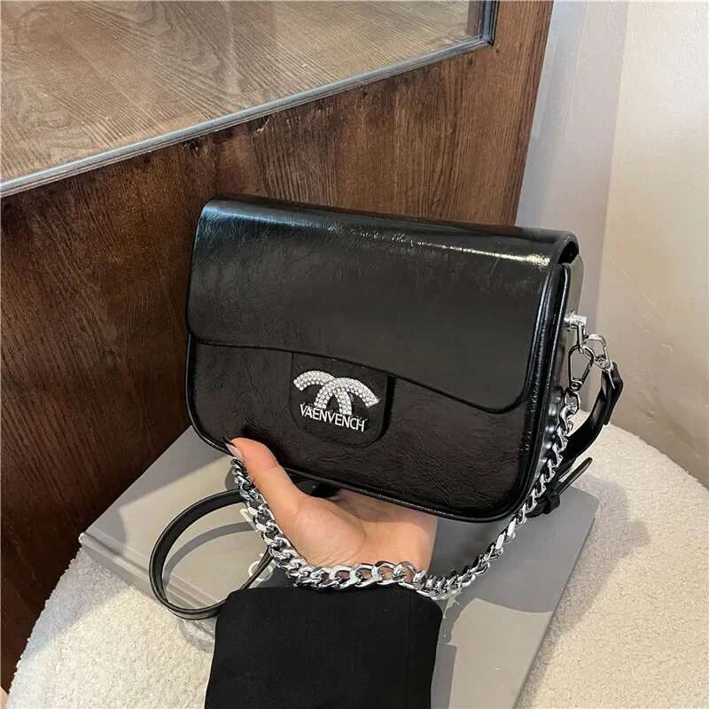 leisure new fashionable commuting shopping chic style crossbody trend bag designer trendy retro minimalist design