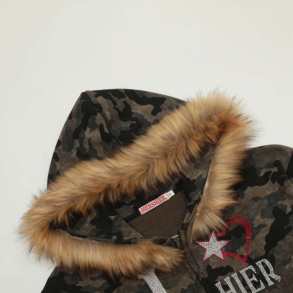 Jia Yi Ku Trendy Brand 2024 New American Hairy Collar Camouflage Hot Diamond Hoodie With Velvet Short Coat Cardigan Sweatshirt