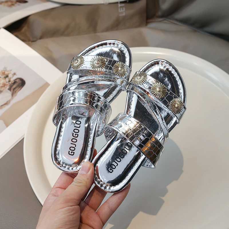 Girls Slippers 2024 Summer New Outerwear Girls Cross Flip-flops Open Toe Princess Non-slip Beach Sandals TideT250311