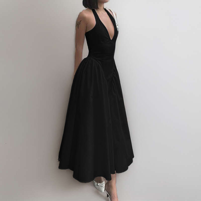 2025 Spring Women's Solid Color Sexy Deep V Hollow Hanging Neck Style Dress KLMY