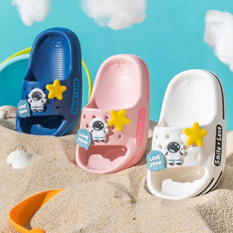 Astronaut EVA Slides For Kids Spaceman Home Indoor Slippers Boys And Girls Anti-Slip Bathroom Baby Outdoor Sandals SummerT250311