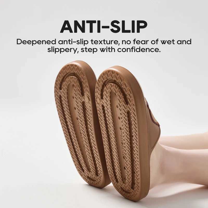 UTUNE Parent-Child Cartoon Slippers Summer Non-Slip Flip Flops Cute Capybara Design Kids Adults Home Beach ShoesT250311