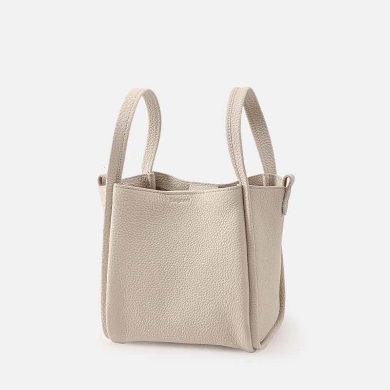 Fashion Women Pu Leather Handbag 2025 New Tide Versatile Solid Color Simple Large Capacity Lock Catch Bucket Bag Wristlet Wallet