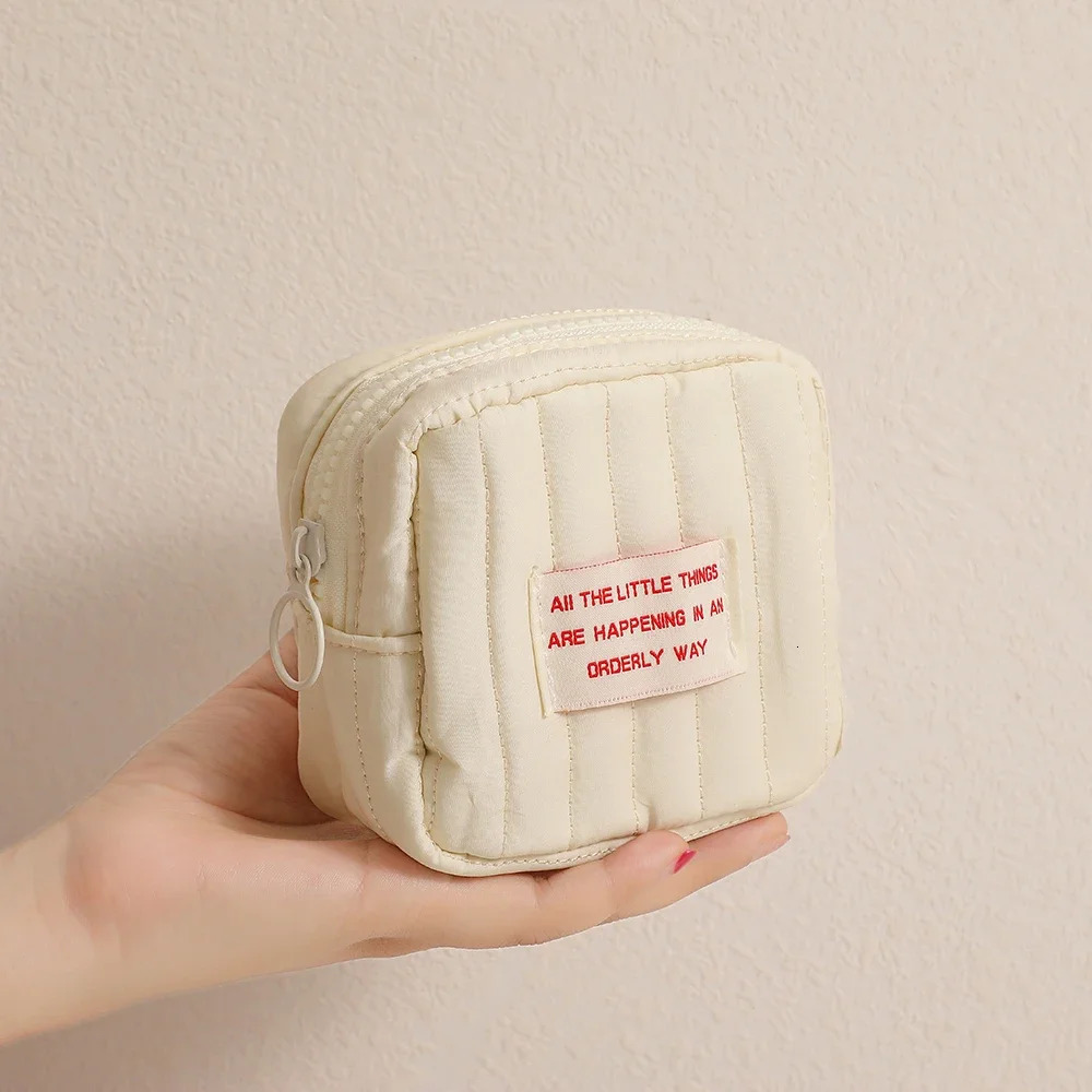 Korean Mini Cute Square Cosmetic Bag Women Portable Earphones Lipstick Sanitary Napkins Storage Pouch Small Makeup Zipper Bags 250311