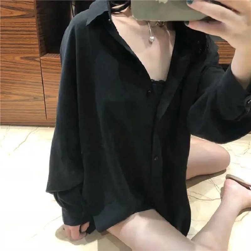 Minimalist Oversize Full Sleeve Women Basic Black Shirt Button Up Blouse Turn Down Collar BF Long Shirts Autumn Cardigan Tops 250311