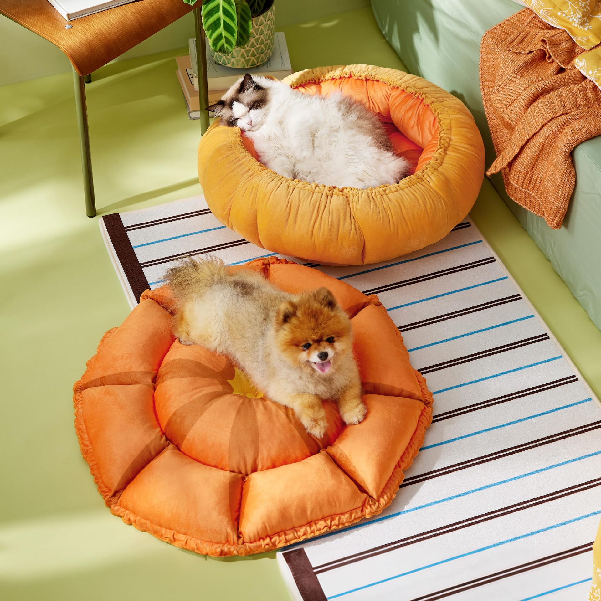 Cat Nest Winter Warm Mat Cat Bed Kitten House Semi Enclosed Dog Nest Four Seasons General Pet Supplies Dog Kennels