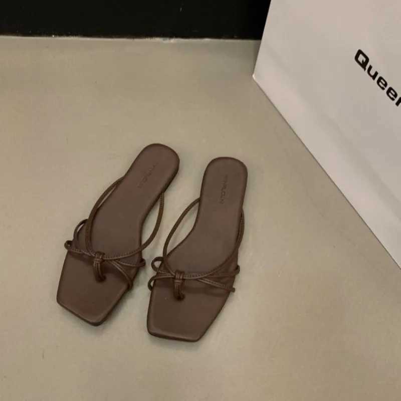 CNMR Womens Luxury Flip Flops Gold Sier High Heels White Sandals Women Mules Slippers Ladies Summer Shoes WomenXJ250311