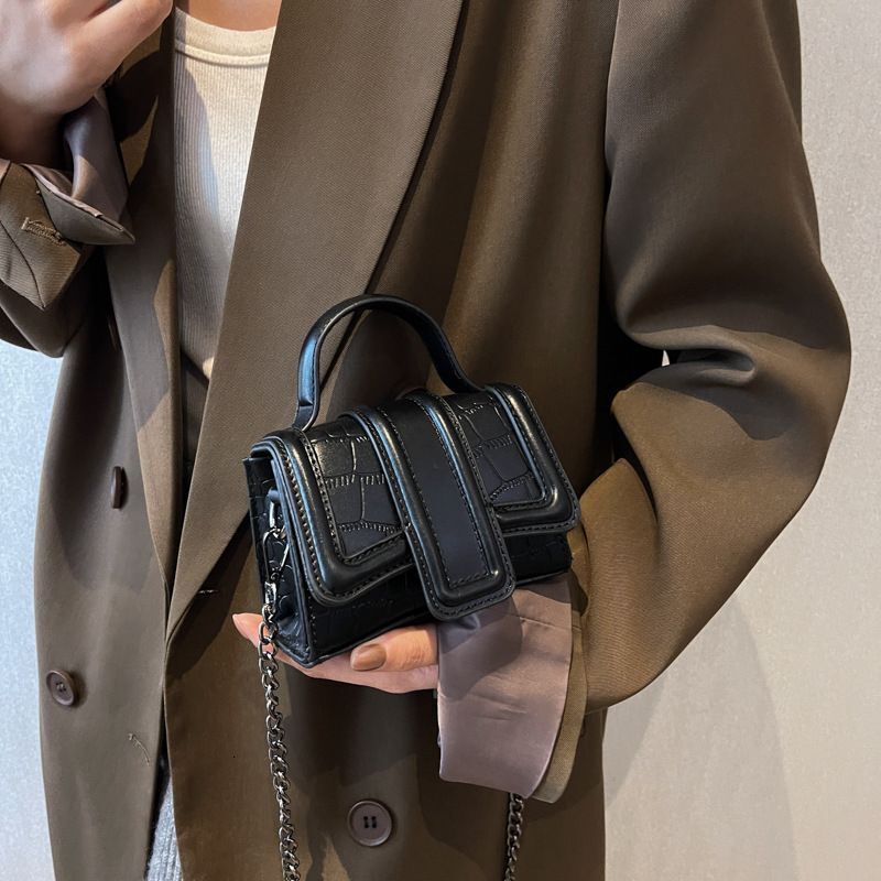 Women's Bag New Trendy Handbags, High-Quality Stone Pattern Armpit Commuting Bag