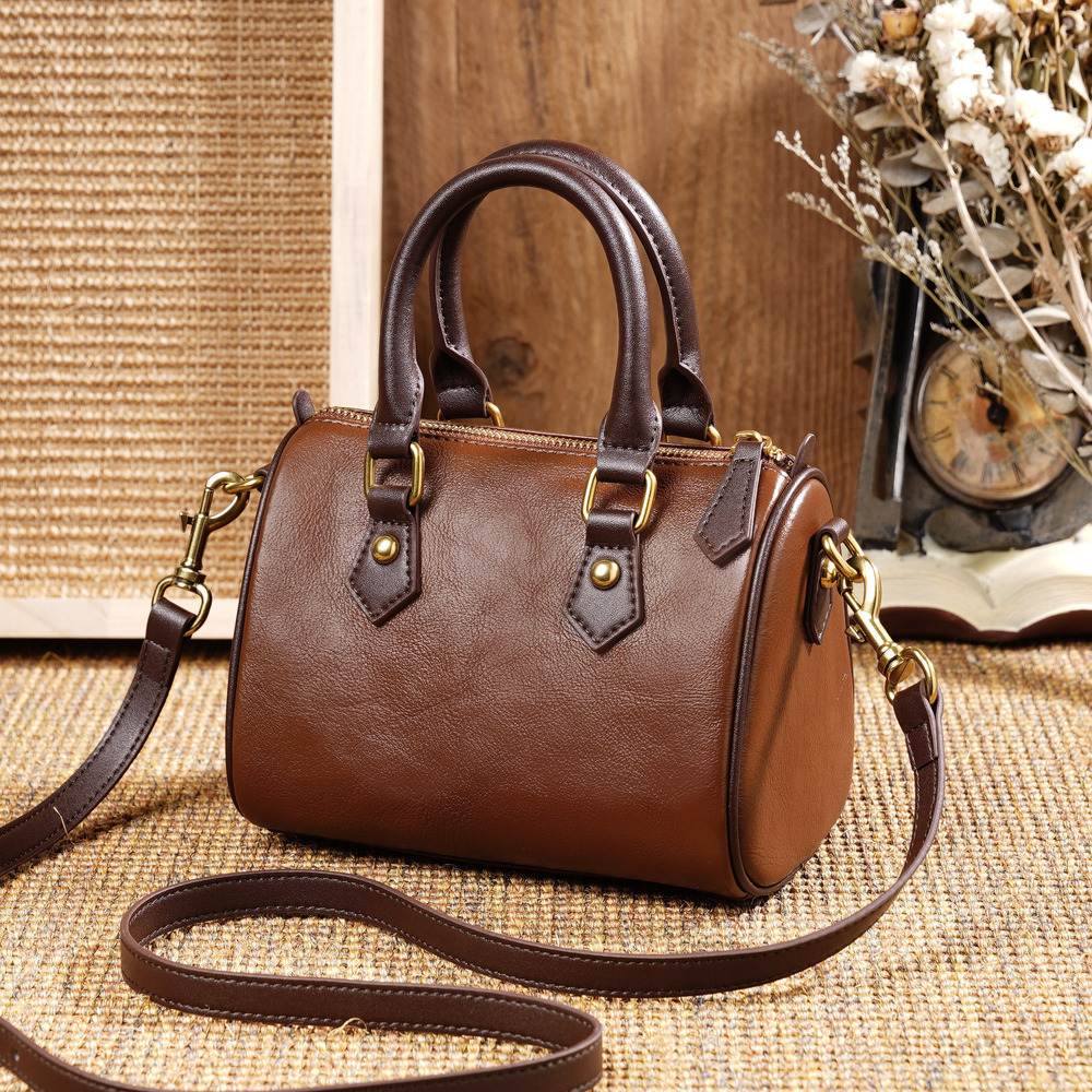 Genuine Leather Women's Top Layer Cowhide Boston Bag, Premium Texture, Commuting Minimalist Single Shoulder Carrying Crossbody Bag