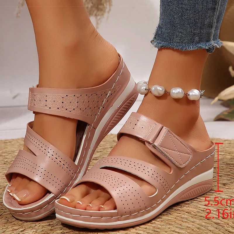 Womens Sandals 2025 New Summer Shoes Women Heels Sandals Summer Slippers Chaussures Femme Casual Wedges Heeled Footwear FemaleXJ250311