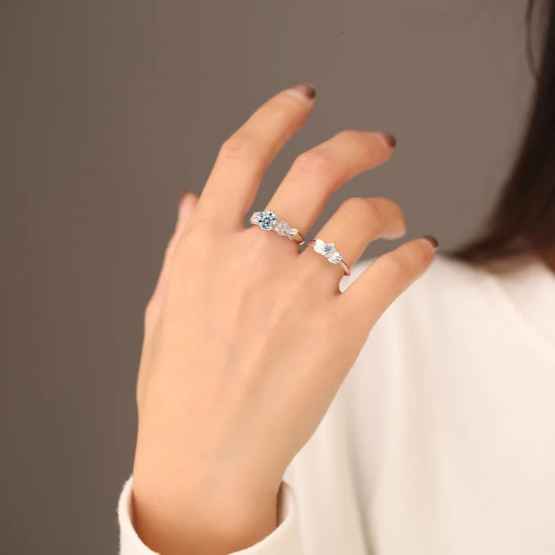 925 sterling silver Mozambique diamond ring for women European and American fashion flower shaped to give girlfriend 250311