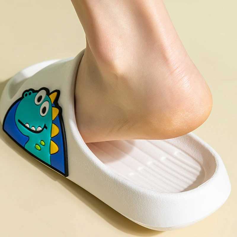 Cartoon children slippers summer soft sole anti slip indoor bathing anti fall girls and boys sandals and slippersT250311