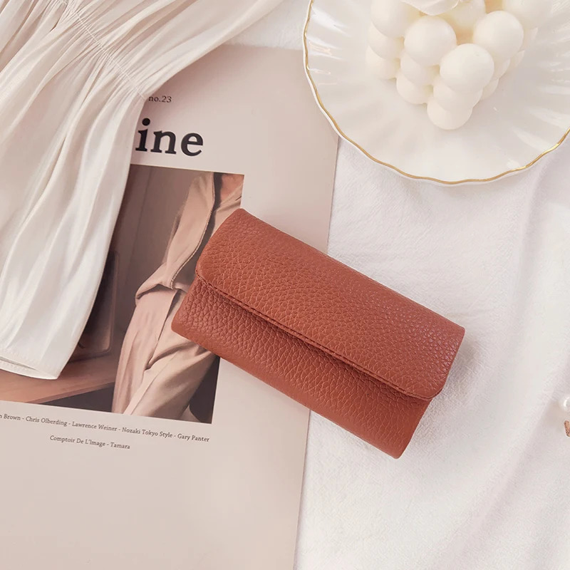 Genuine Leather Mini Small Key Holder Bag Buckle Multifunctional Simple Soft Cow Car Wallet for Men and Women 250311