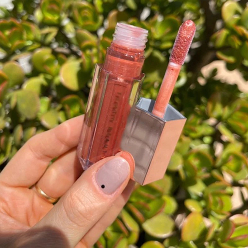 Gloss Bomb Universal Lip Luminizer 9 Colors Non-Sticky Moisturizing Lip Gloss Plumping and Long-Lasting Glitter Liquid Lipstick 250311