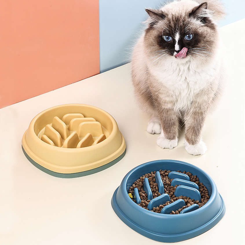 Dog Bowl Large CapacitySlow Feeder Bowl Anti-Choke Slow Feeder Dog Bowl Non-Slip Pet Food Dish Safe and Healthy Eating