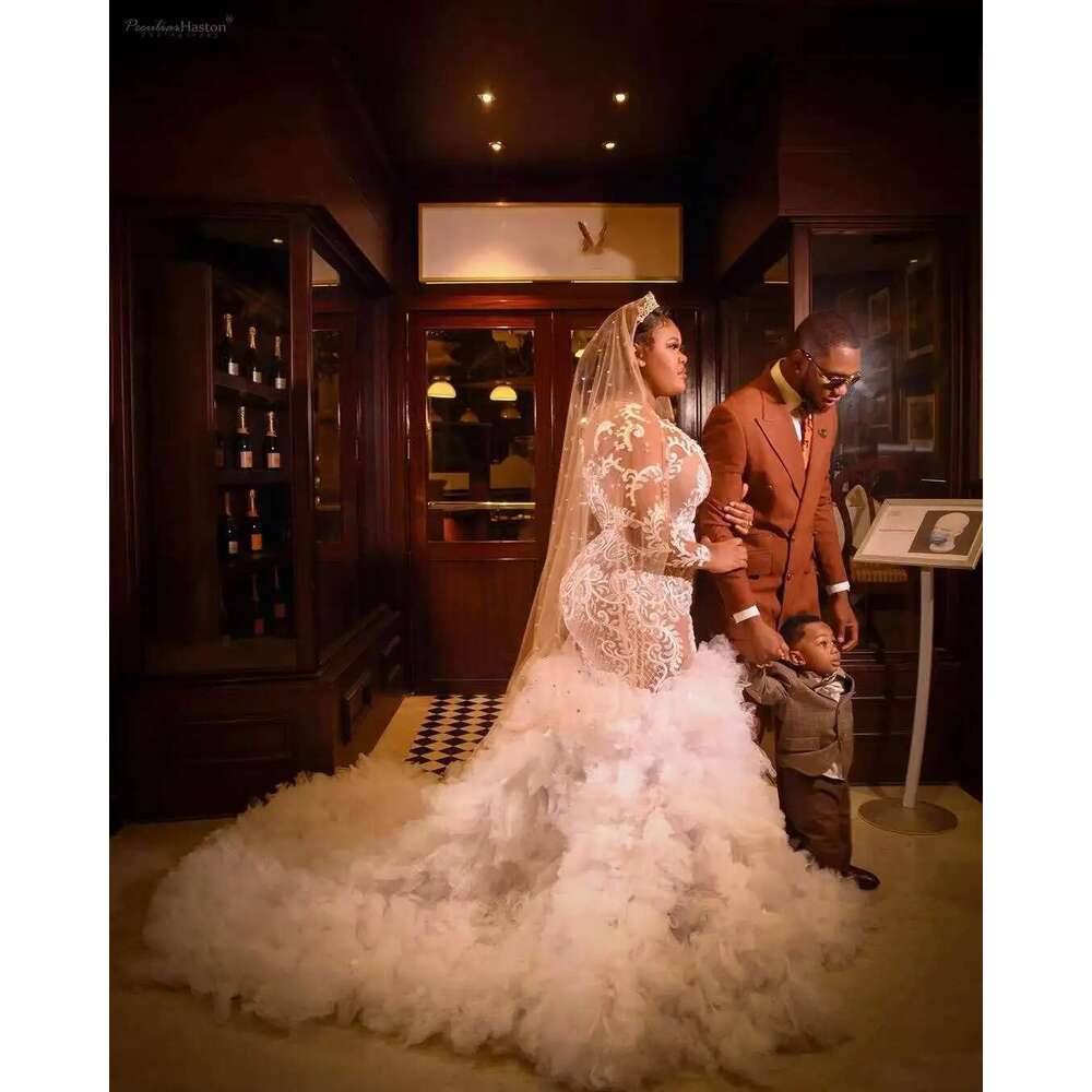 o The neck mermaid dresses female plus size full sleeve lace layered ruffled wedding dress