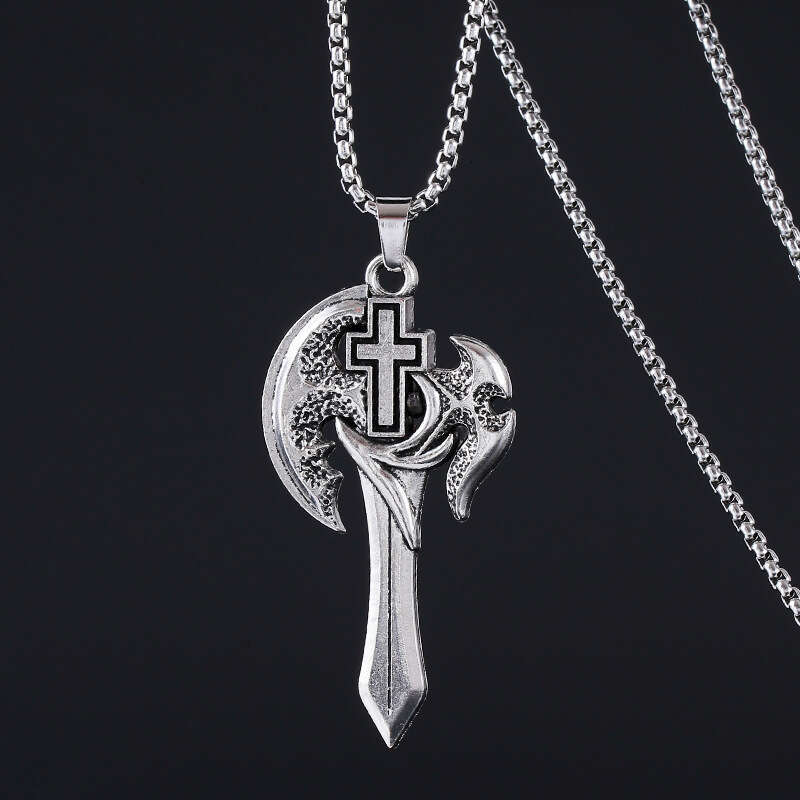 New fashionable domineering axe necklace, men's trendy and personalized hip-hop pendant, street accessories, sweater chain