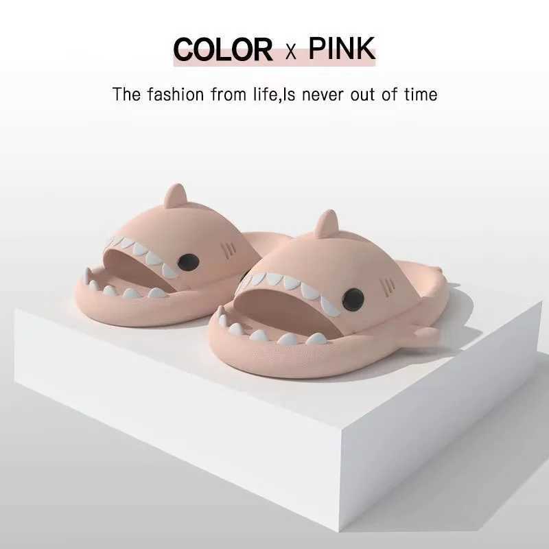 2024 New Shark Slippers Summer Shark Slides Women Men Indoor Bathroom Sandals Couples EVA Shoes Soft Female Outdoor Beach ShoesT250311