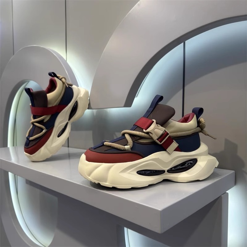 2025 Spring And Autumn New Comfortable Soft Soled Sports Shoes Outdoor Training Running Men s Fashion Designer Multi Functional Low Cut Sports Leisure