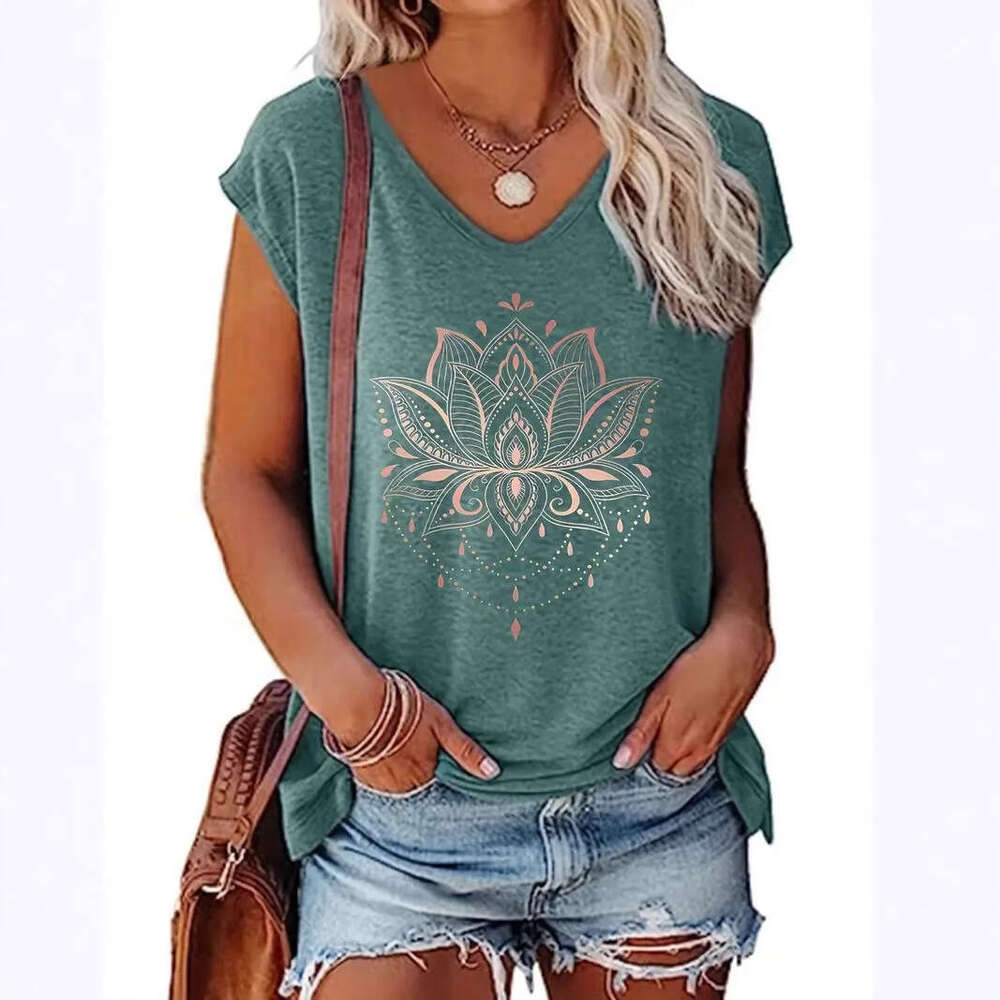 Large Size Short Sleeved V-neck Printed Loose Solid Color Urban Casual Pullover T-shirt for Women Graphic T Shirts Womens T Shirt Clothes