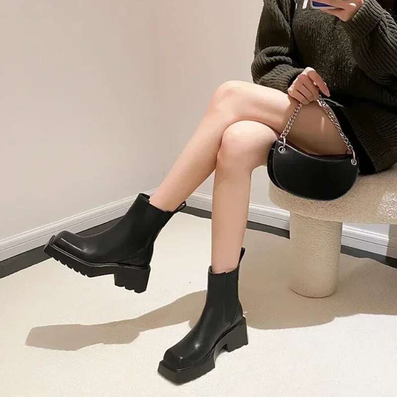 High Heel Genuine Leather Ankle Women Square Toe Short Fashion Chunky Heel Boot High Heeled Designer Platform Boots