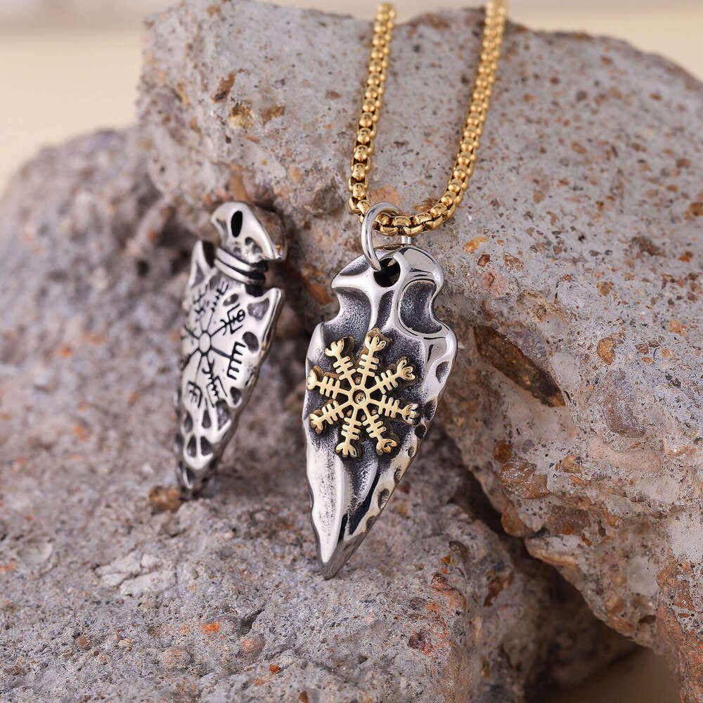 Live Nordic Triangle Shield Compass Pendant Viking Character Necklace