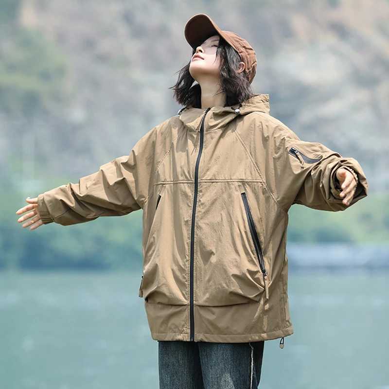 Autumn Hiking Jacket Men Windproof Waterproof Hooded Women Jacket Outdoor Hiking Camping Climbing Fishing Hunting Couple JacketT250311