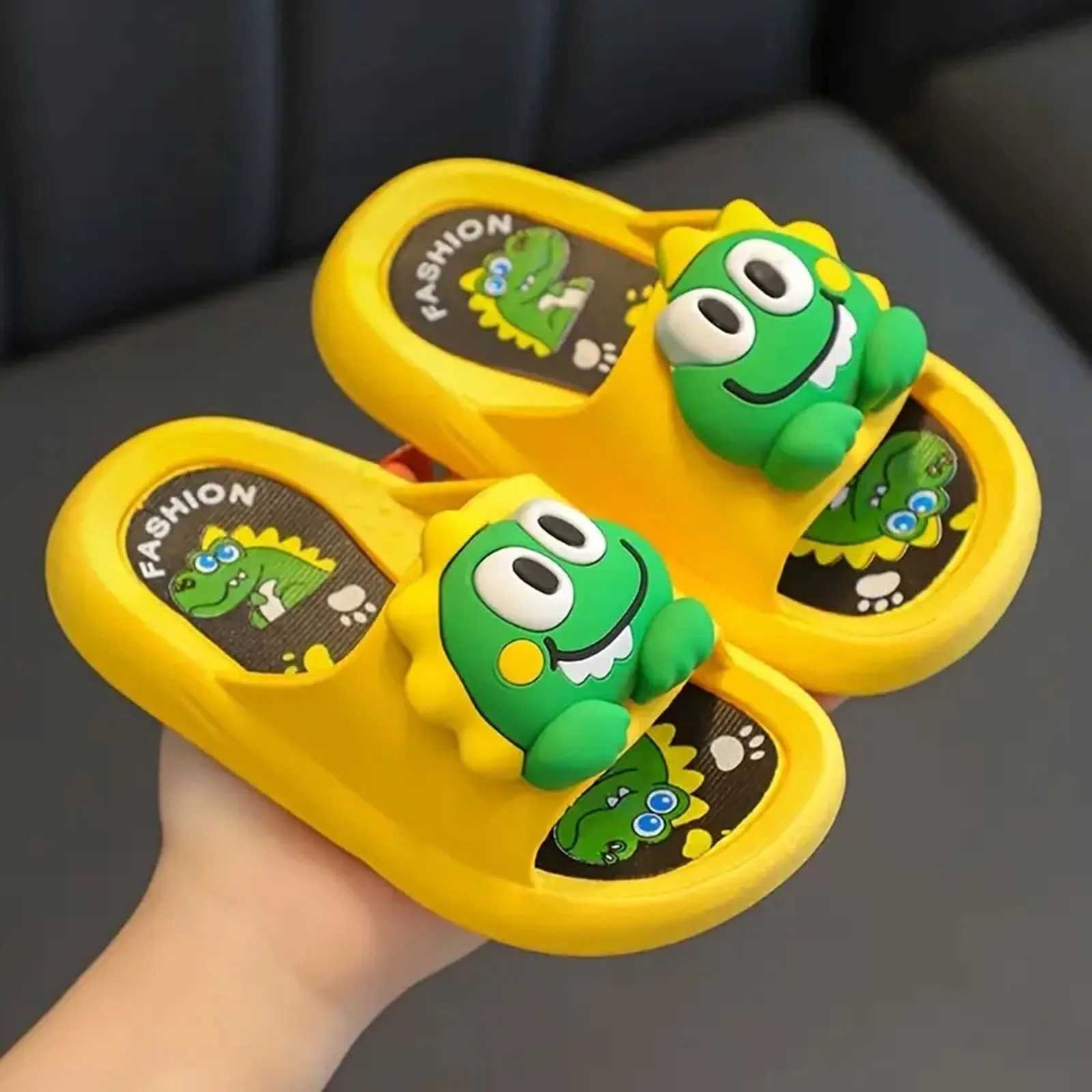Children Slippers Cute Cartoon Beach Slippers For Kids Non Slip Boys Girls Summer Fuzzy Shoe Girls Furry SlippersT250311
