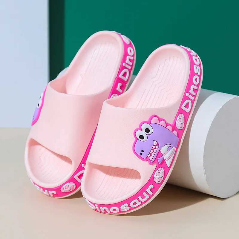 New summer children slippers Kids shoes Cartoon dinosaur slippers Soft soled anti-skid sandals kids shoes zapatos nia chaussonT250311