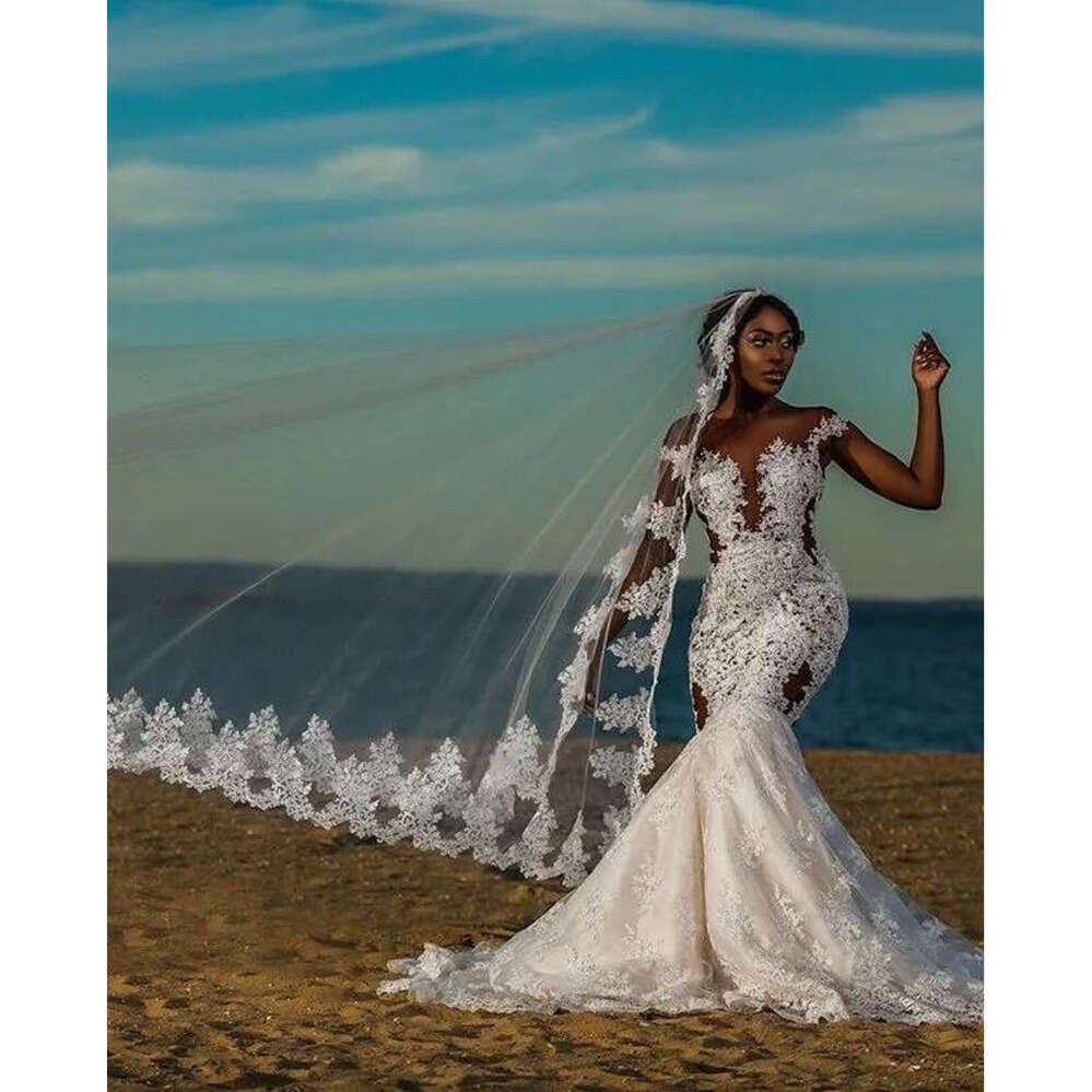 Vintage African Cap Sleeves Mermaid Dresses Sheer Crew Neck Applique Lace Backless Bridal Gowns Plus Size Wedding Dress