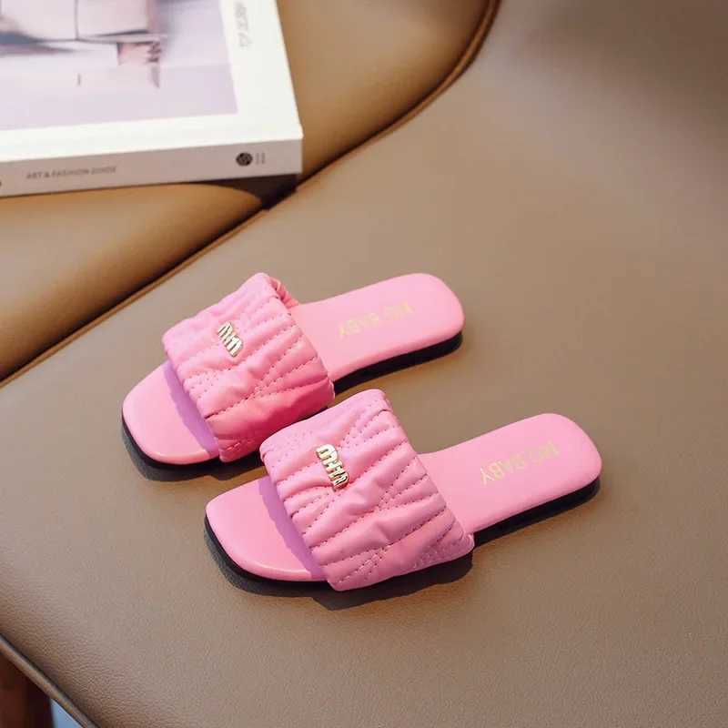 Girls Slipper Summer Childrens Slippers Non-Slip Soft Bottom Indoor Home Children Medium and Big Children Boys Baby GirlsT250311