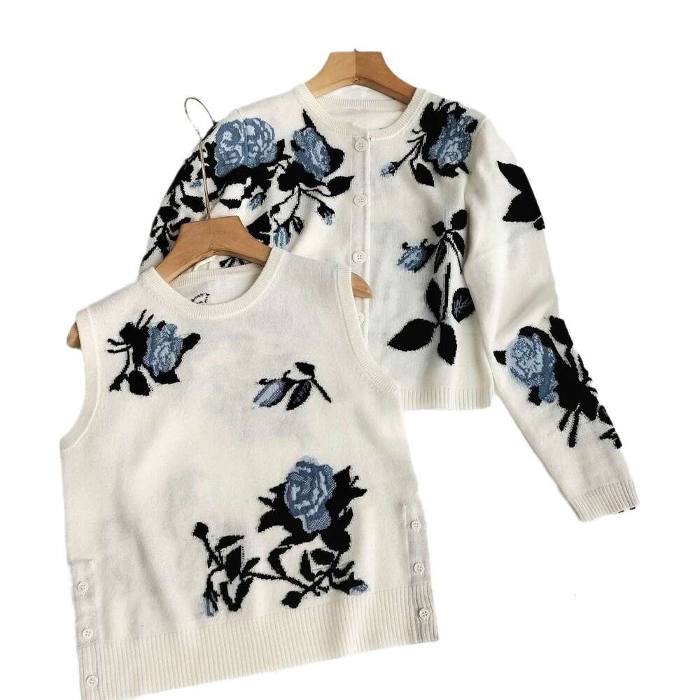 TB Autumn/Winter New Flower Jacquard Woolen High End Style Women's Temperament Round Neck Long Sleeve Knitted Cardigan Sweater