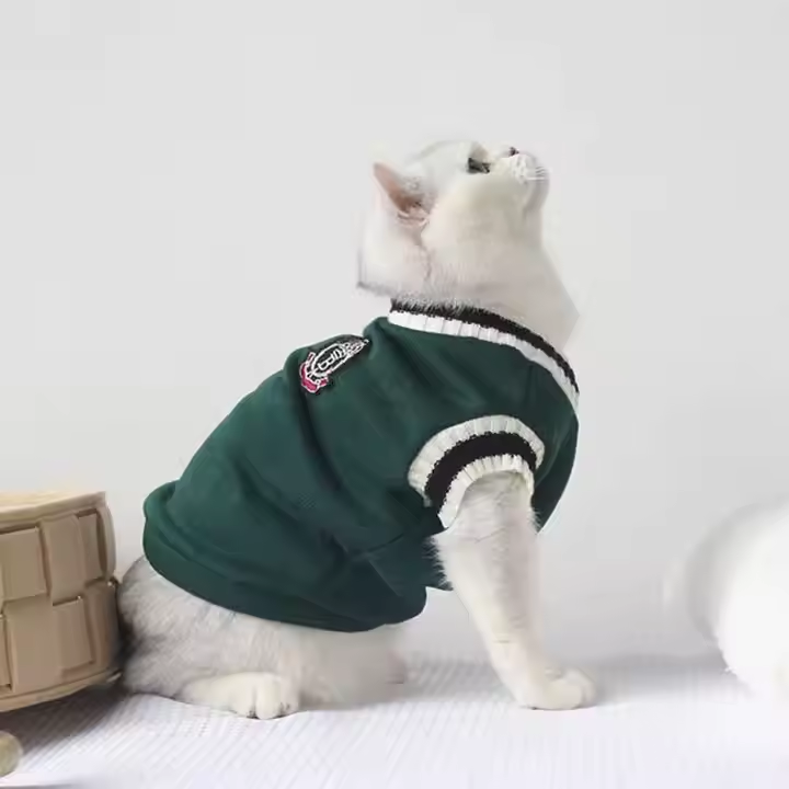 Cat Sweater Pullover Winter Pet Clothes for Pet Dogs Cat Vest Puppy Jacket Pet Cat Clothing Kitty Costume Christmas Cat Products