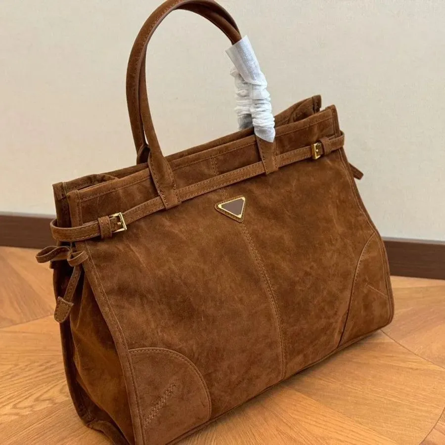 Totes new top Designer bags Tote Chamois leather High Quality Handbag fashion Metallic Leather women Shoulder Solid Brown Color Wallet Large capacity shopping bag