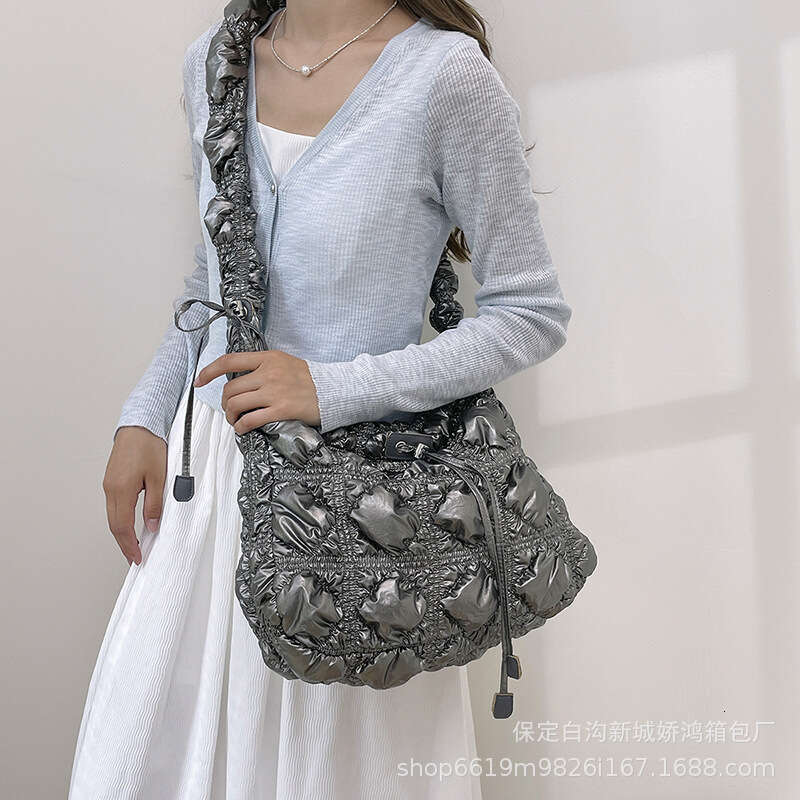 New Korean Drawstring Pleated Cloud With Fashionable Foam Down, Single Shoulder Crossbody, Hand-Held, Underarm Tote Bag B2