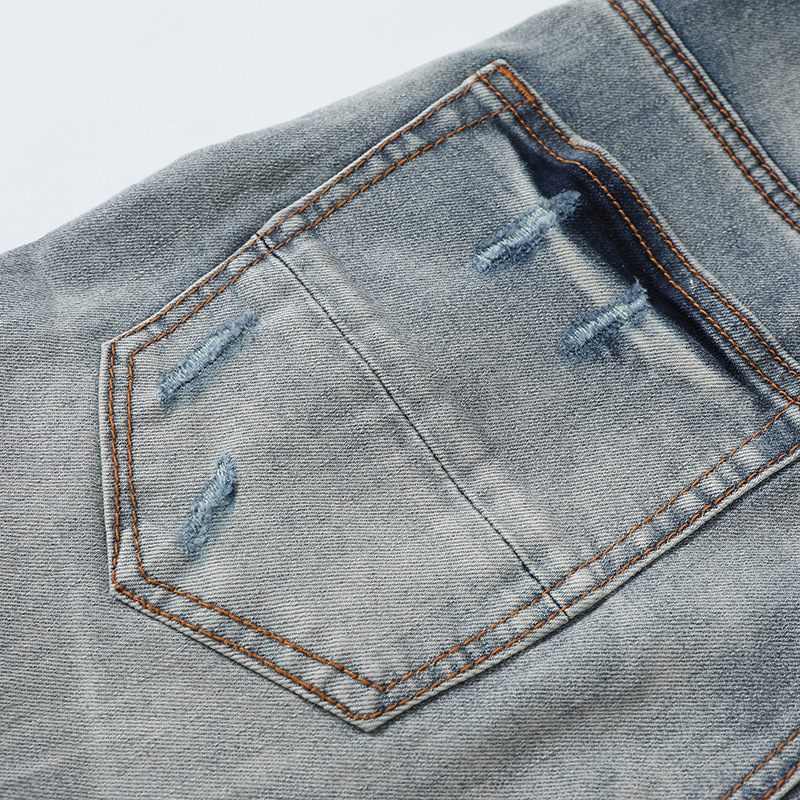 AM New Street Blue Splicing Embroidered Badge Small Foot Micro Elastic Men s Middle Waist Jeans Fashion Designer 2025 New Outdoor Casual Pants