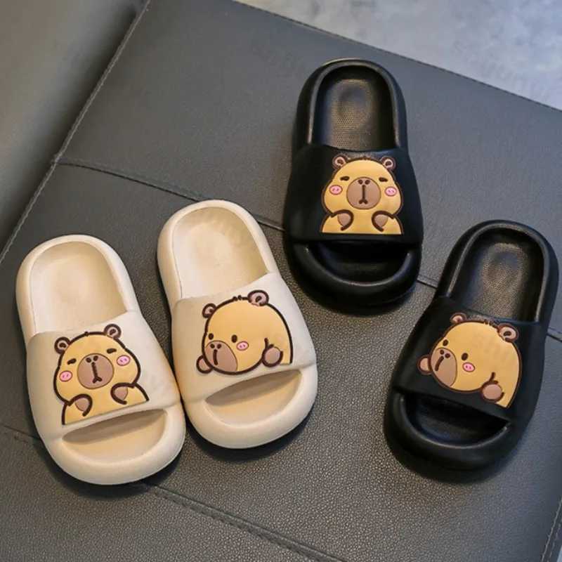Capybara Girls Slippers Cute Cartoon Summer 2025 Women Slippers Soft EVA Bathroom Sandals Parentage Boys Outdoor Beach Kid ShoesT250311