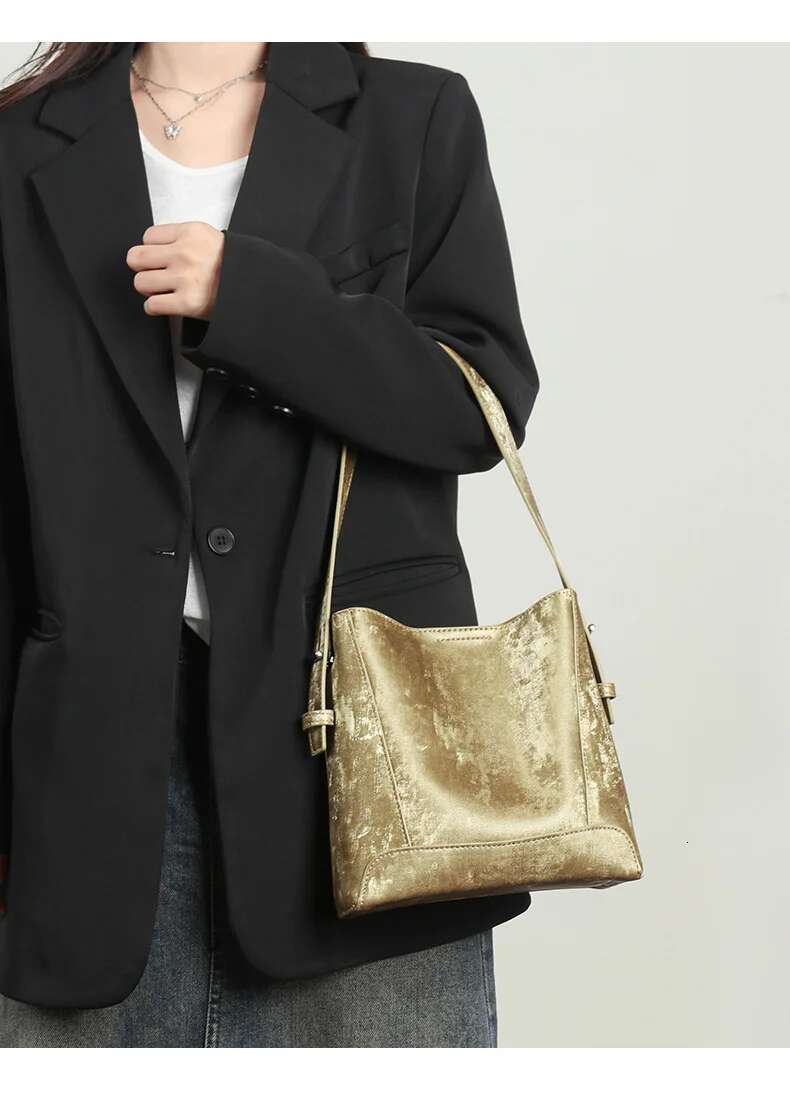 2025 Hot Selg Women Suede Leather Crossbody Silk Cowhide Shoulder Bag Retro Bucket Shopping Handbag
