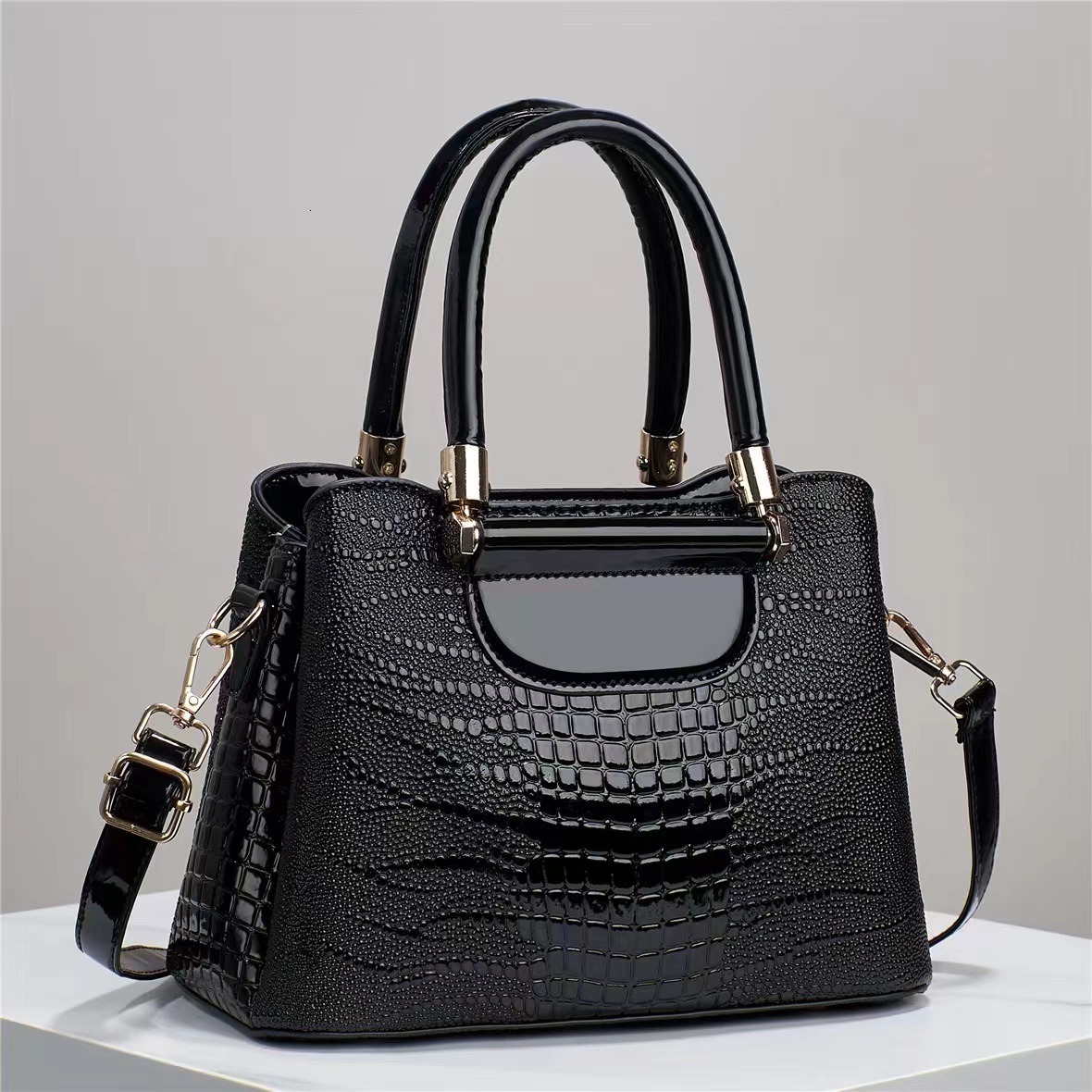 Textured Bright Stone Crocodile Leather Pattern Handbag Women's Shoulder Messenger Bag