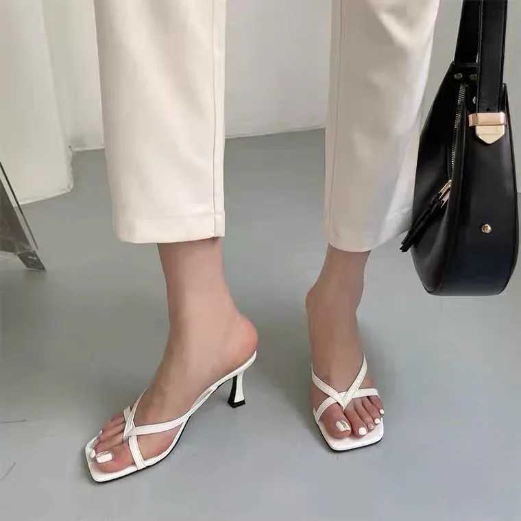 Thin Pumps Peach Shoes 2024 Slippers Runway Toe Loop Sandals Celebrity Slides Women Candy High Heels Club Ring Flip FlopXJ250311
