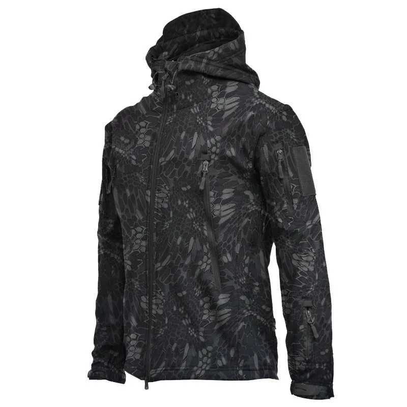 2024 new Shark Skin Soft Shell Jackets Men Tactical Windproof Waterproof Jacket Men Combat Jackets Mens Hooded Bomber CoatsT250311
