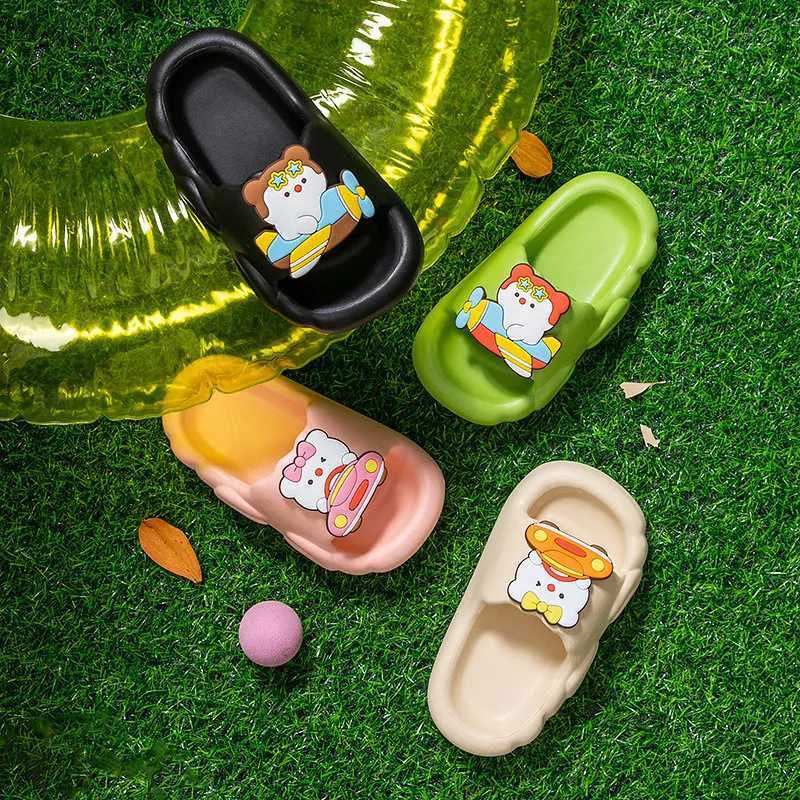 Children Slippers EVA Eltra Light Soft Sole Boys Bathroom Slippers Girls Cartoon Home Slippers Multi-color Cute Bear ShoesT250311