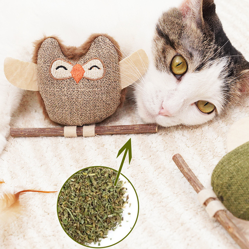 Owl Bite-Resistant Catnip Feathered Teething Toy - Perfect for Dental Health of Your Cat
