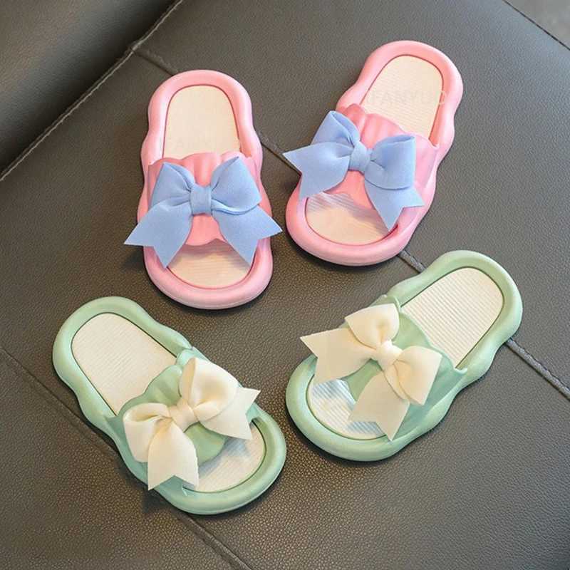 Summer New Kids Home Shoes Anti Slip Soft Sole Girls Bath Slipper Cartoon Cute Flower Bow Princess Slippers Children Beach ShoesT250311