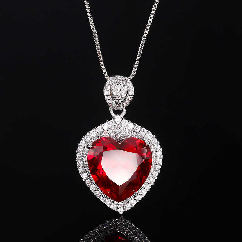 2024 New Zhuangsheng Simulation Red Corundum Heart Shaped Light Luxury Set 15 * 15-12 * 12-9 * 9 W250312