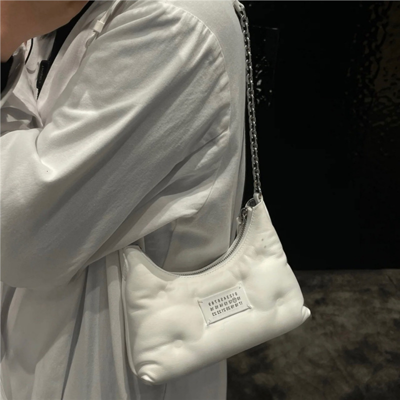 2025 Women S Mini Bag New Niche Designer Fashion Handbag Casual Armpit Bag Trendy Chain Crossbody Bag Storage Bag Wallet Phone Bag