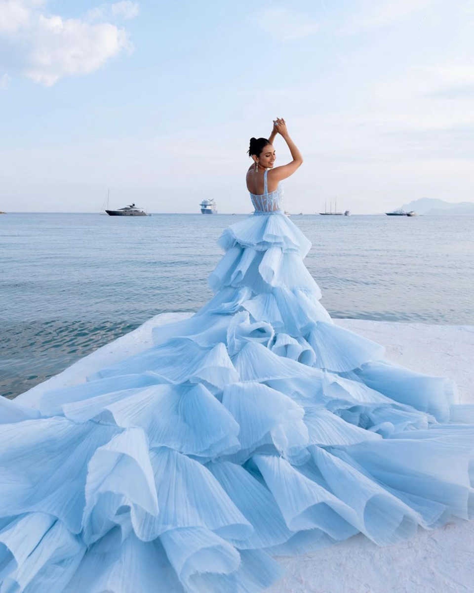 Fashion Mermaid Evening Dresses For Women Spaghetti Strap Sleeveless Gown Sequins Appliques Detachable Train Party Customized Dress